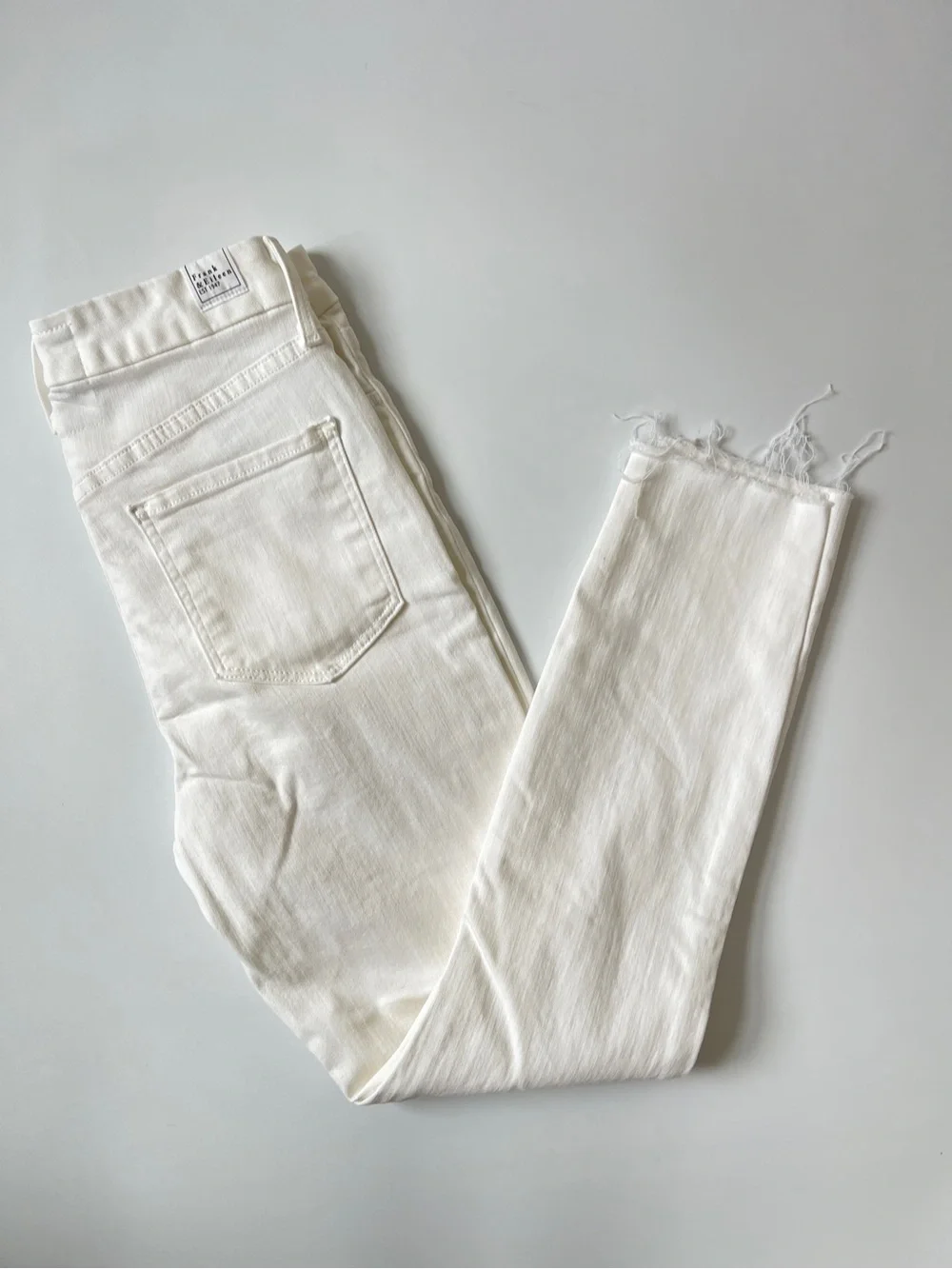 Frank & Eileen SLIGO Vintage White Denim Size 28